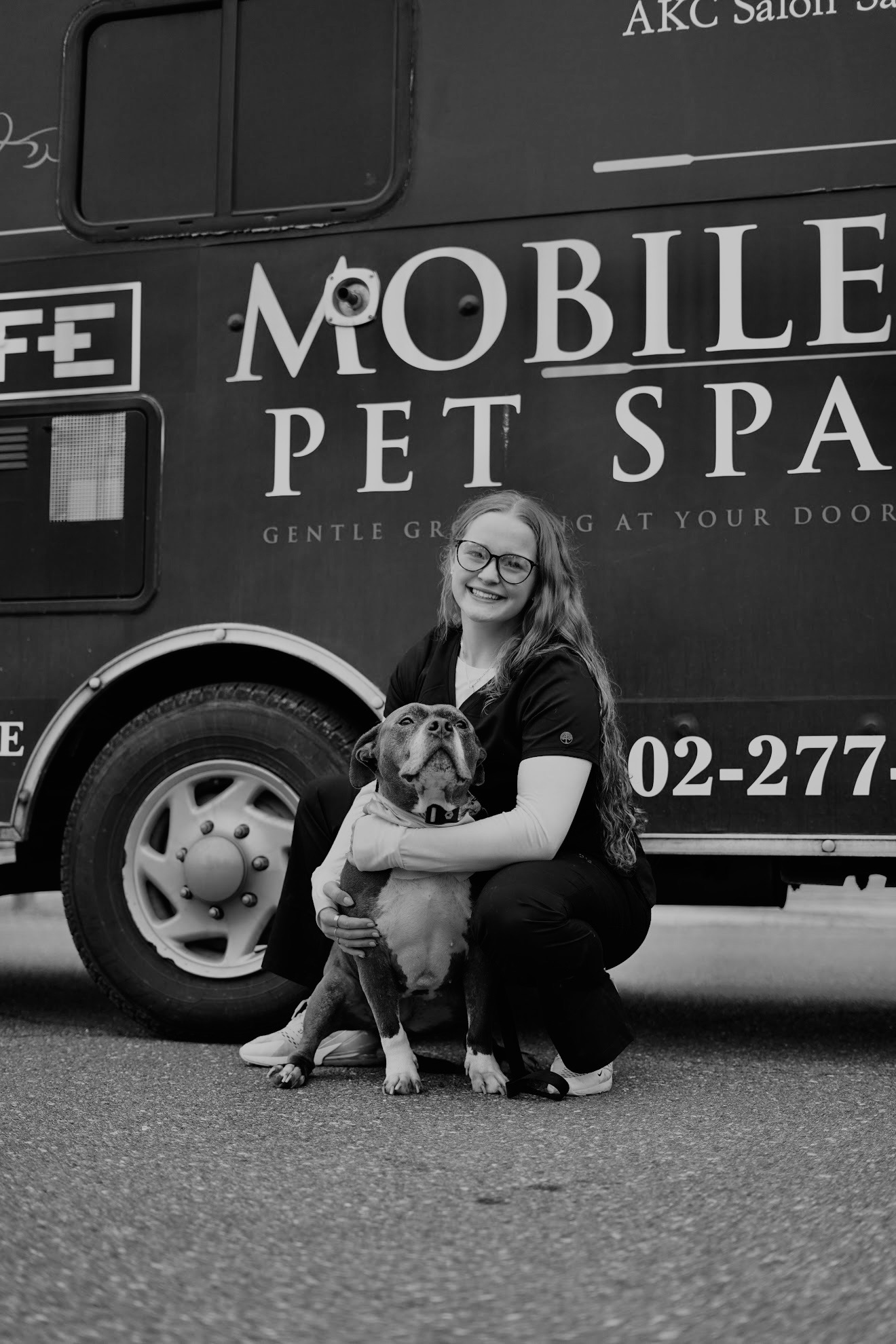 Kylee, owner of PetLIFE Mobile